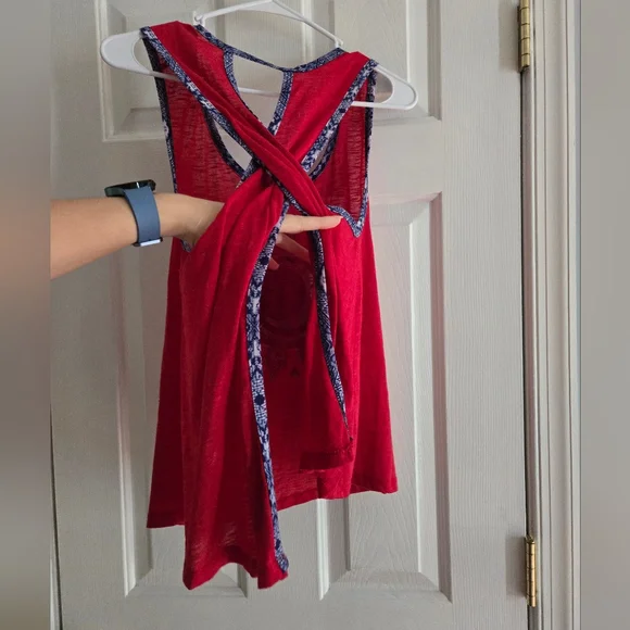 Red Open Back Tank Top - Picture 4 of 6